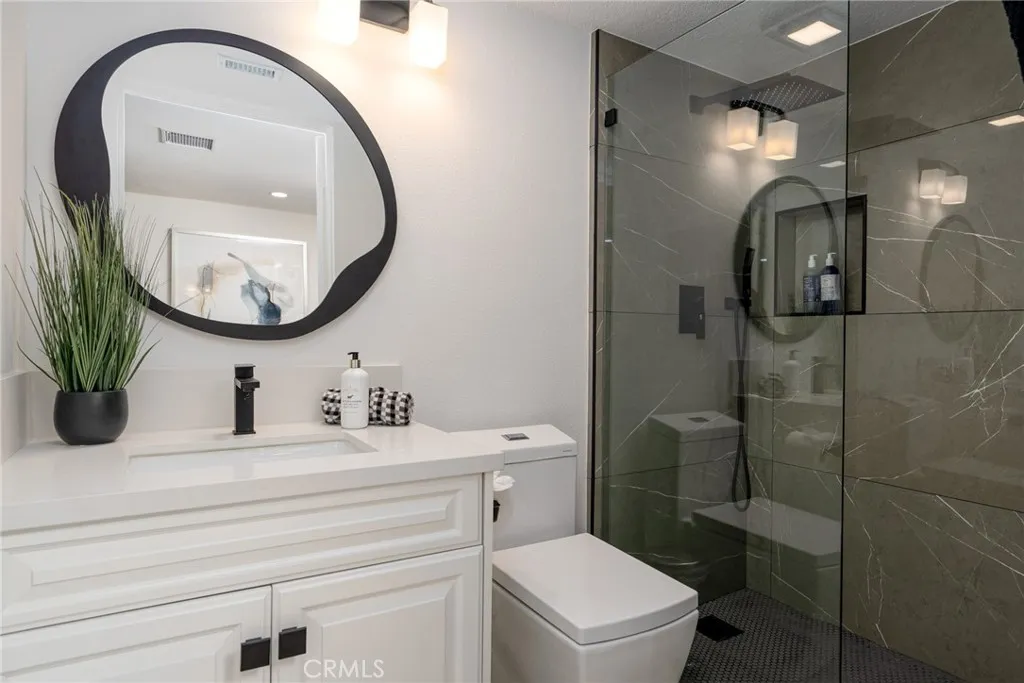 228 Kavenish Drive W, Rancho Mirage, California 92270 home-pic-15